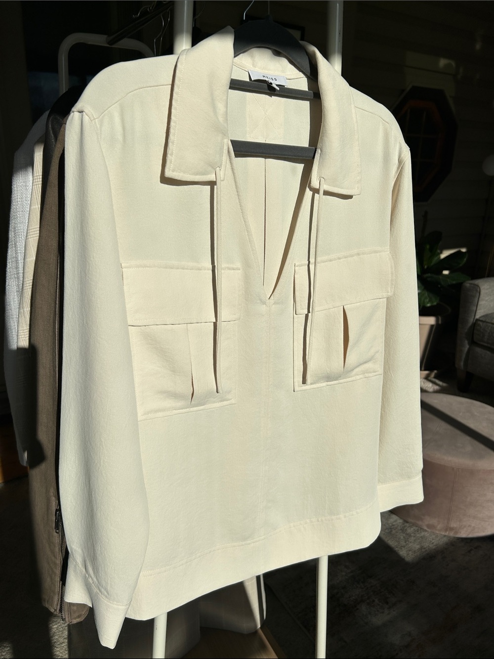 Reiss Cream Lightweight Shirt with Front Patch Pockets NWOT